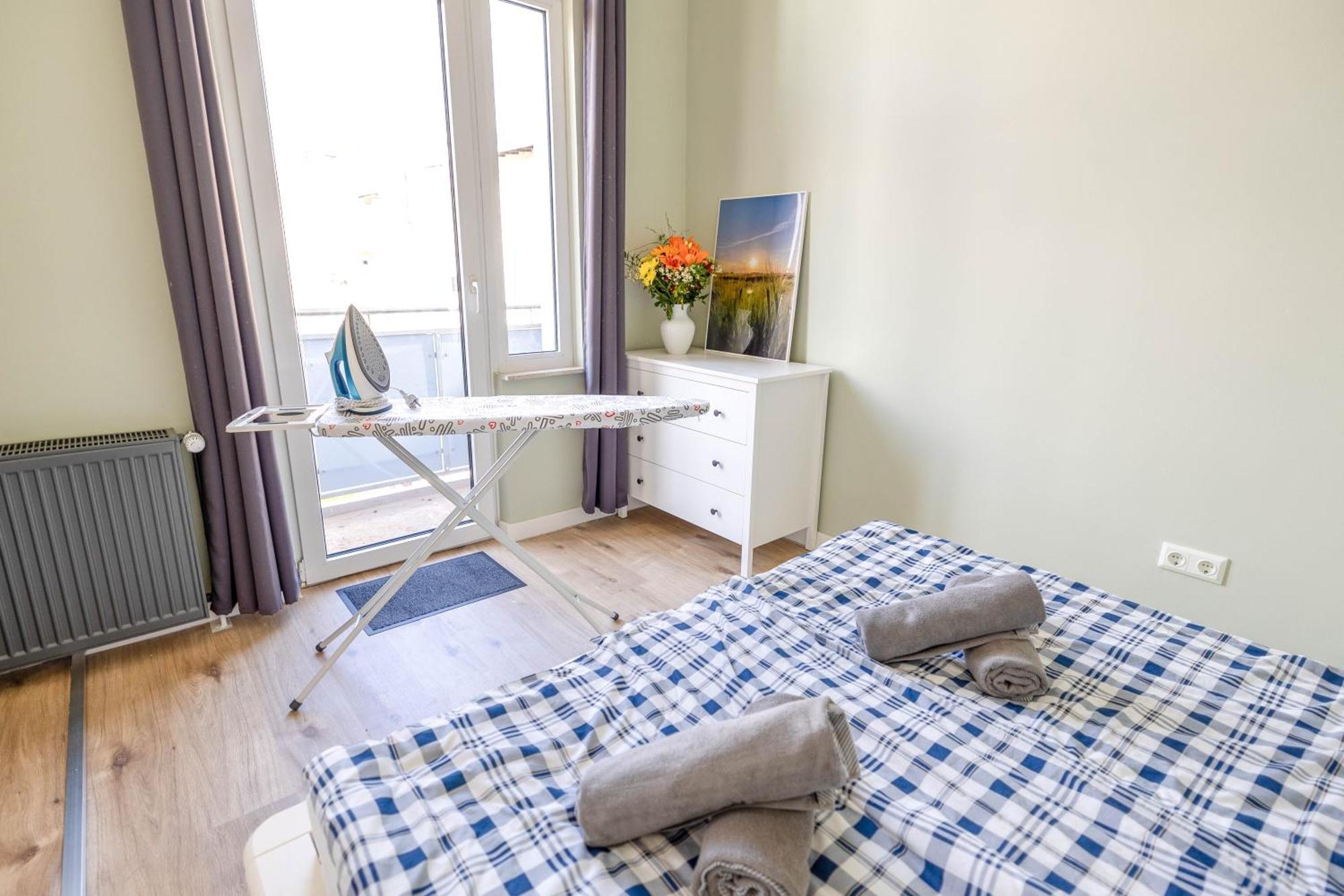 Moewenkoje - Zentral Mit Privatparkplatz Apartment Бремерхавен Екстериор снимка